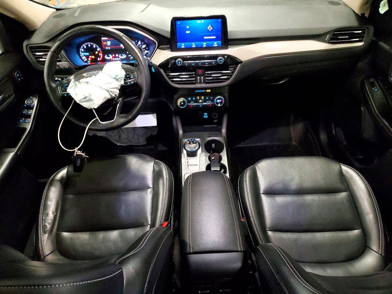 2020 Ford Escape sel