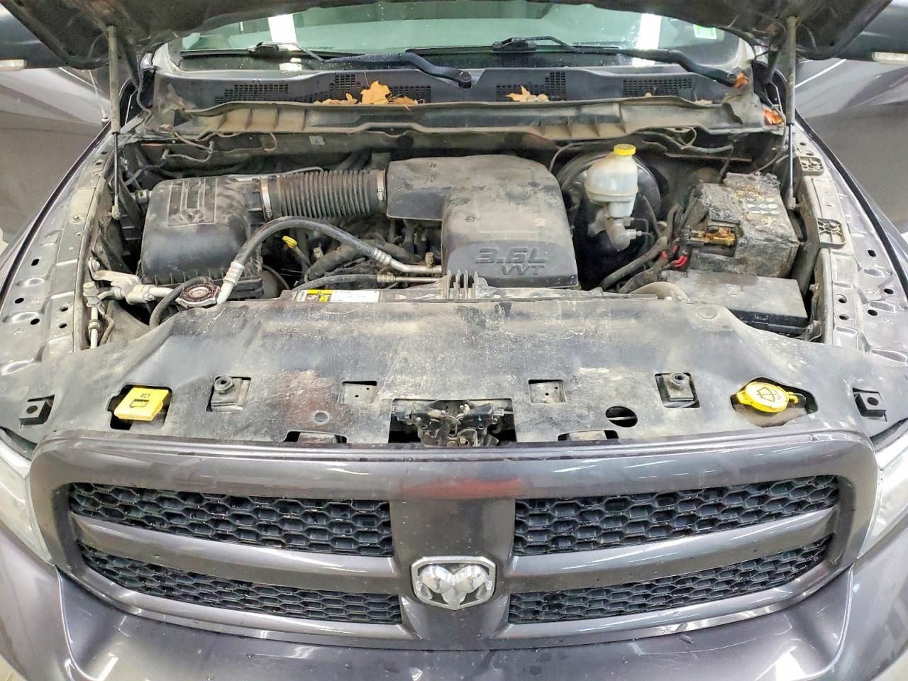 2016 Dodge Ram 1500 slt