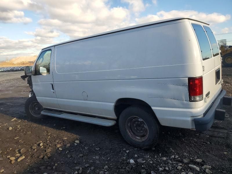 2013 Ford Econoline E250 van