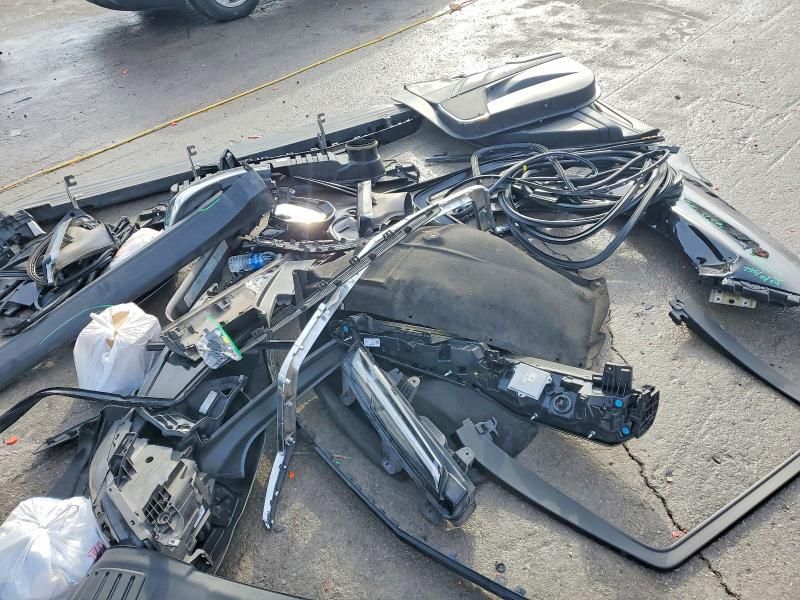 2021 Cadillac Escalade Luxury