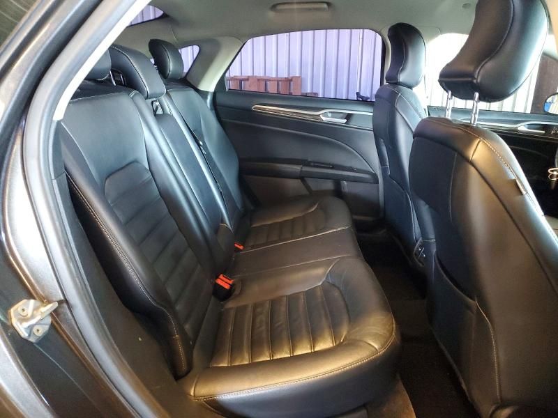 2018 Ford Fusion se Phev