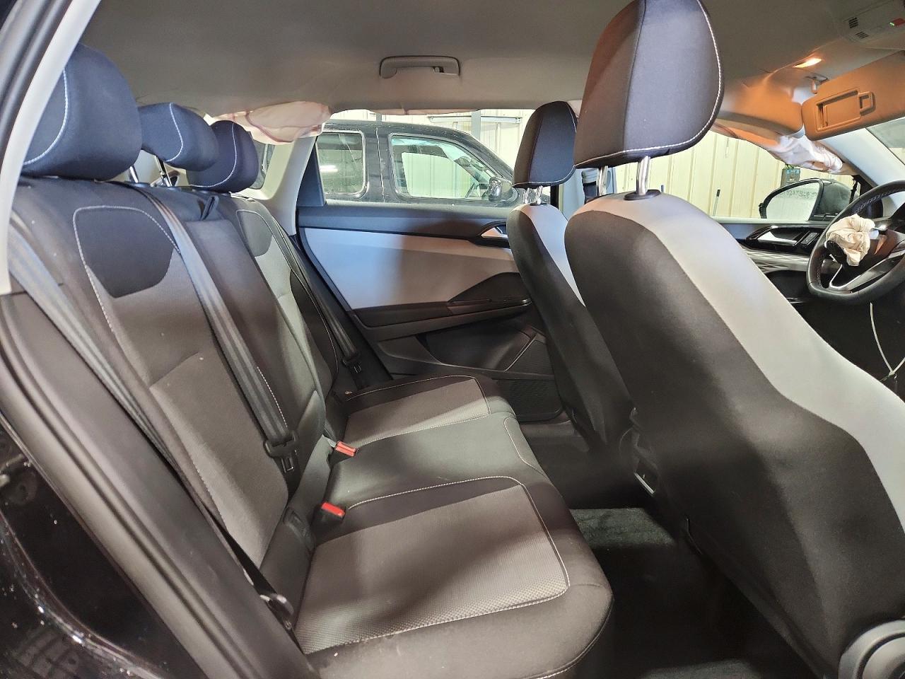 2023 Volkswagen Taos s