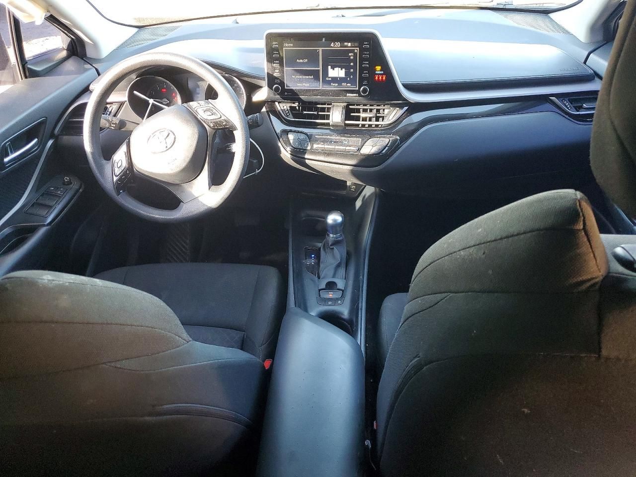 2021 Toyota C-hr xle