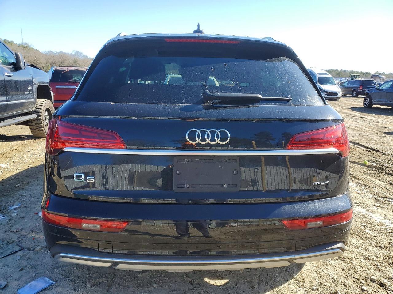 2023 Audi Q5 Premium 40