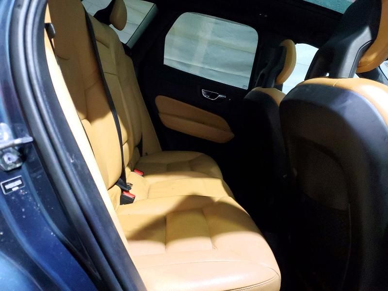 2018 Volvo Xc60 T5 Momentum