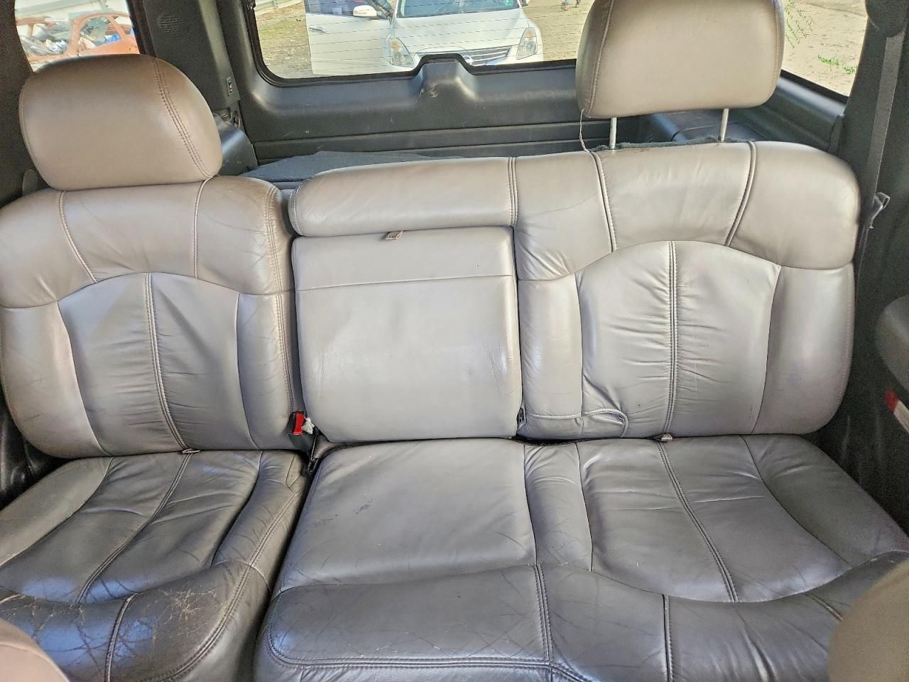 2001 Chevrolet Tahoe C1500