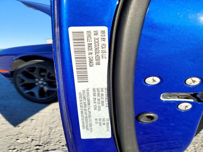 2020 Dodge Challenger sxt