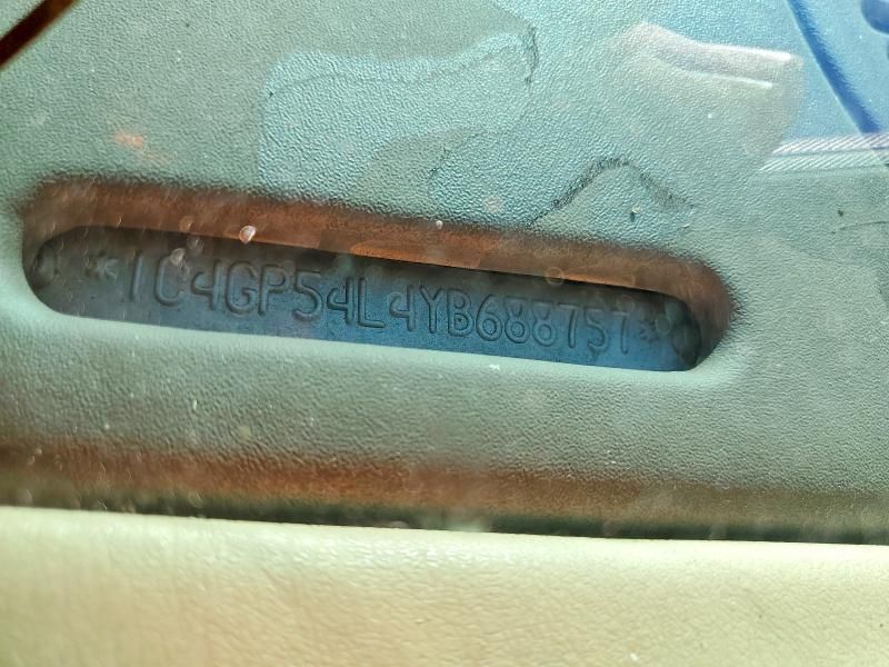 2000 Chrysler Town & Country lxi