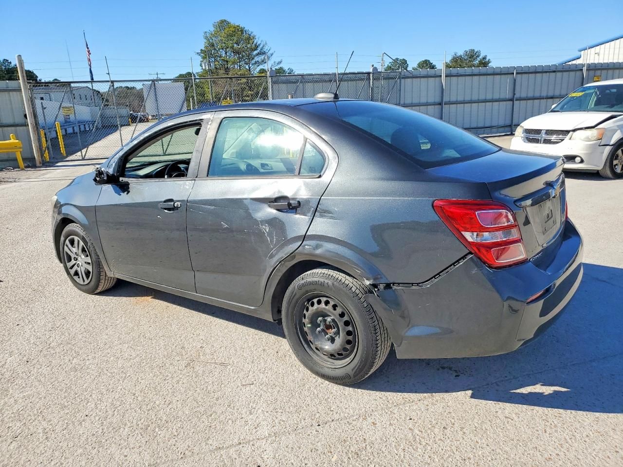 2017 Chevrolet Sonic ls