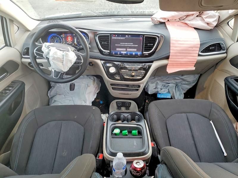 2021 Chrysler Pacifica Touring