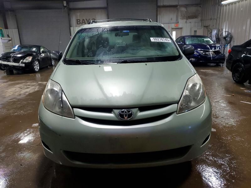 2007 Toyota Sienna ce