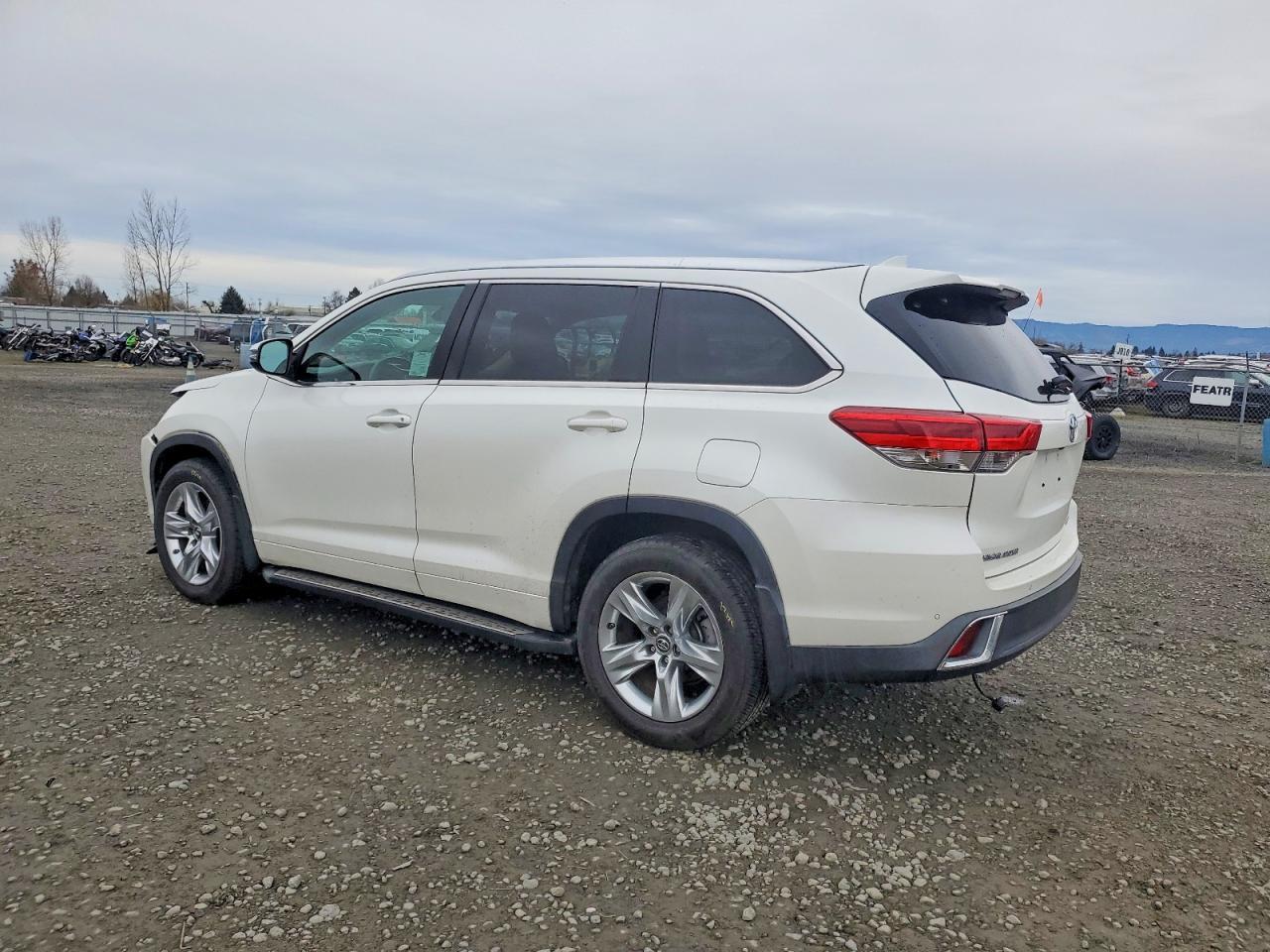 2017 Toyota Highlander Limited