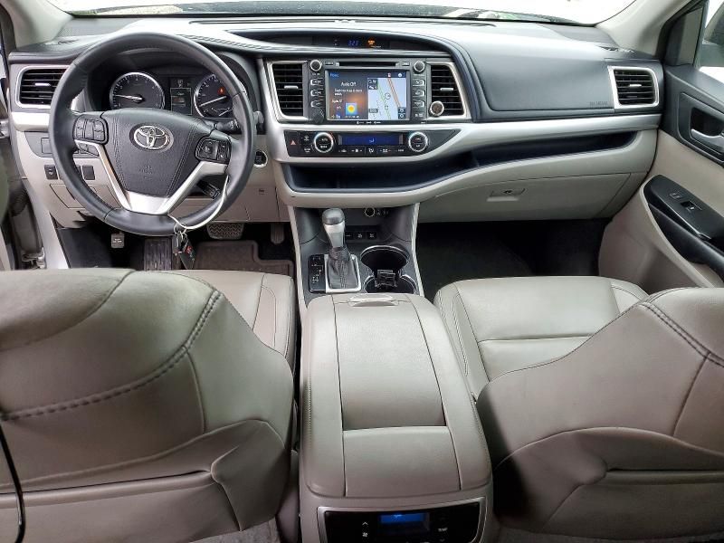 2016 Toyota Highlander xle