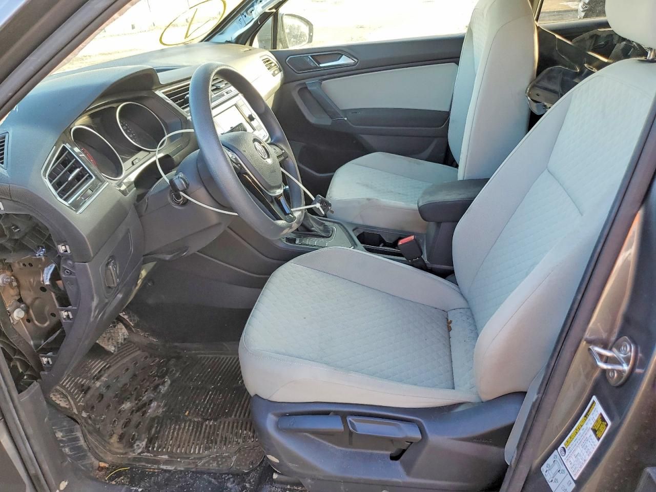 2018 Volkswagen Tiguan s