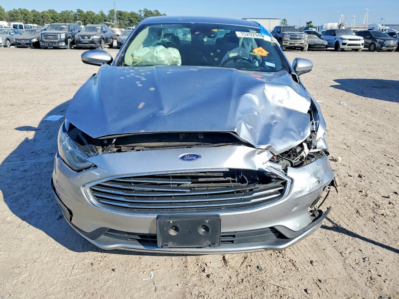 2020 Ford Fusion se