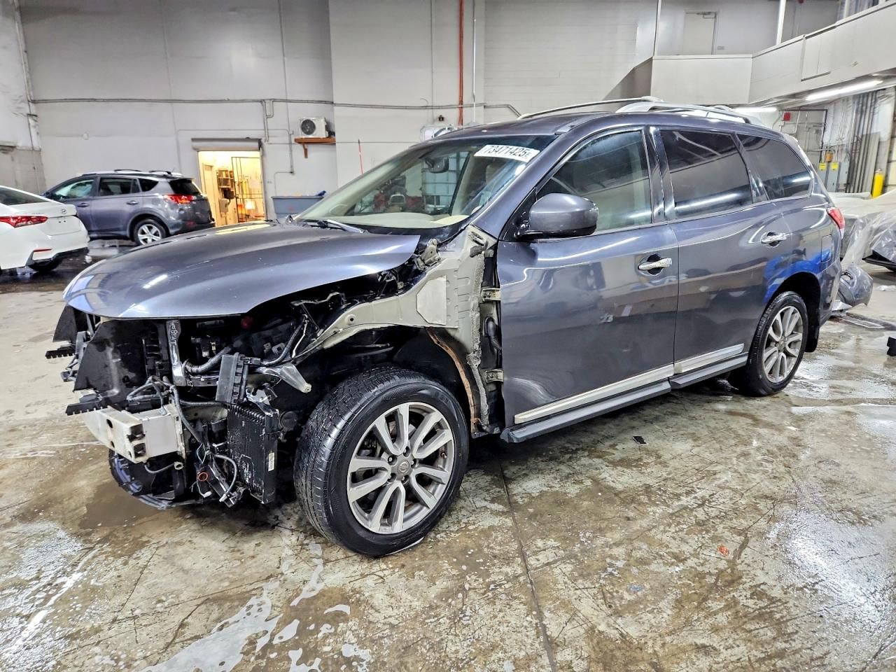 2014 Nissan Pathfinder s
