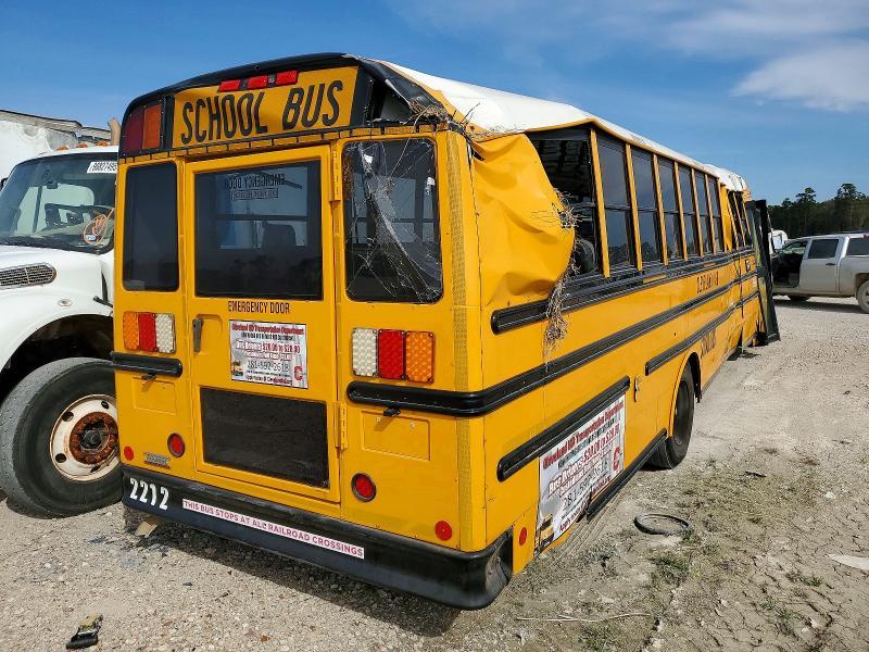 2022 Freightliner Chassis B2