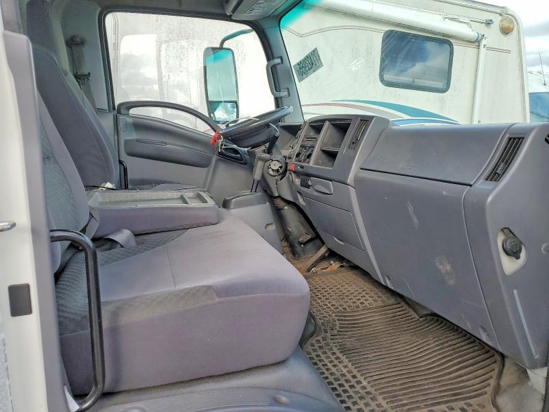 2015 Isuzu Npr hd box Truck