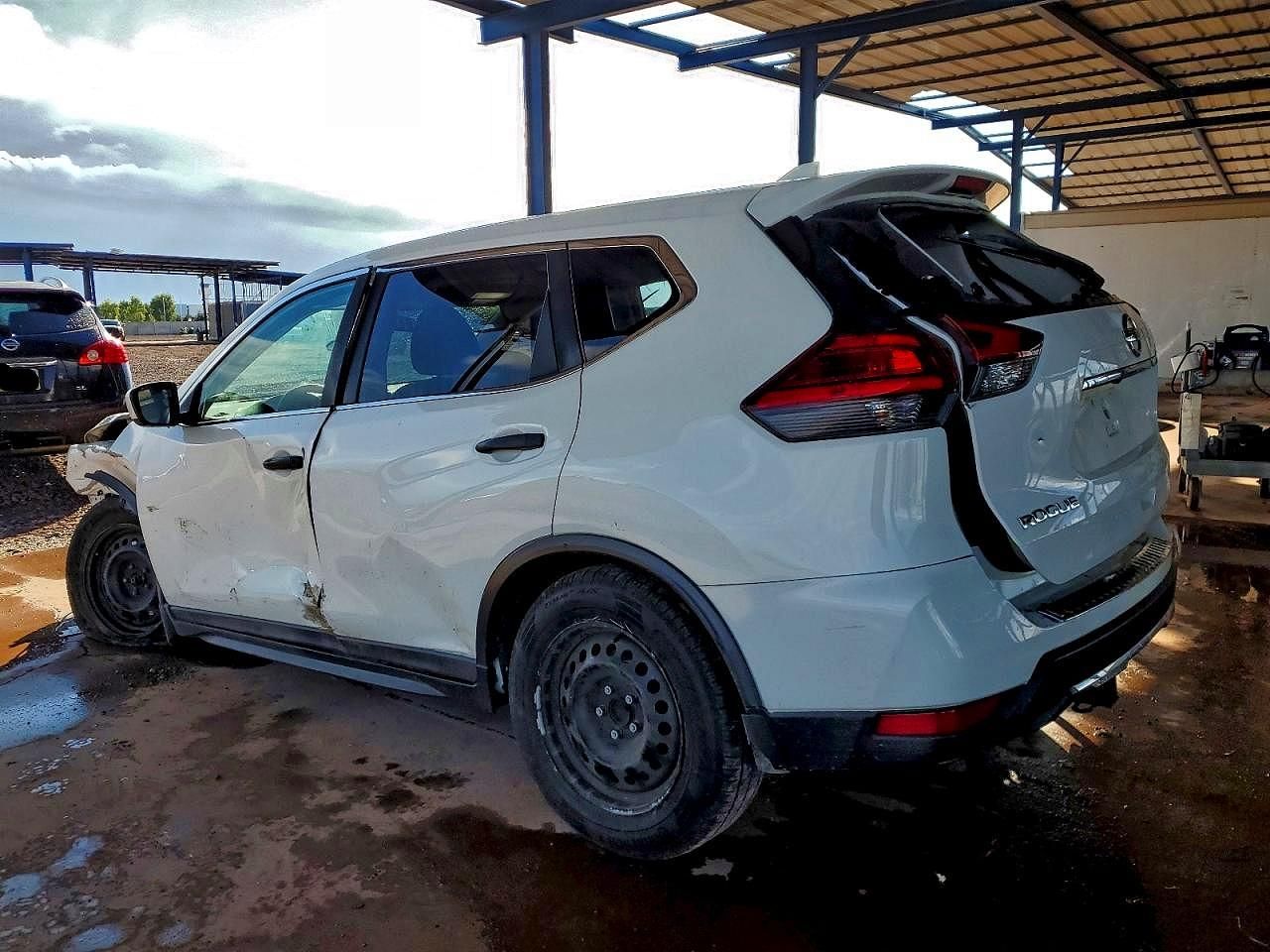 2017 Nissan Rogue sv