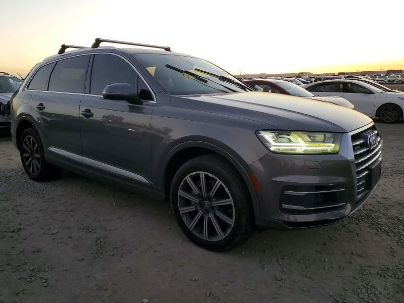 2017 Audi Q7 Premium Plus