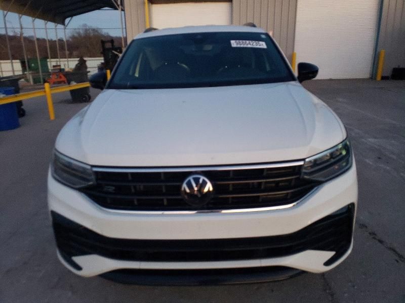 2022 Volkswagen Tiguan se R-line Black