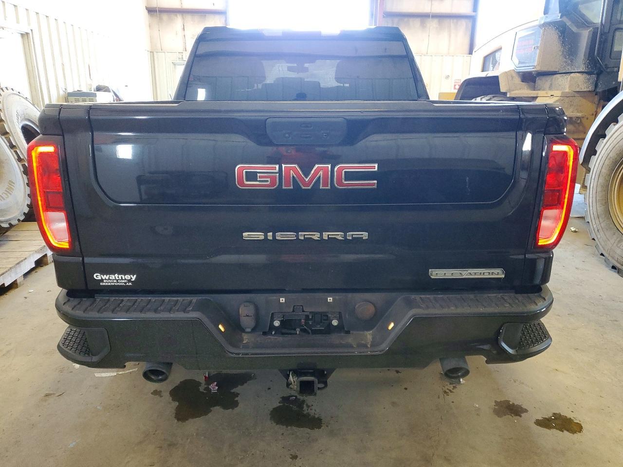 2021 GMC Sierra