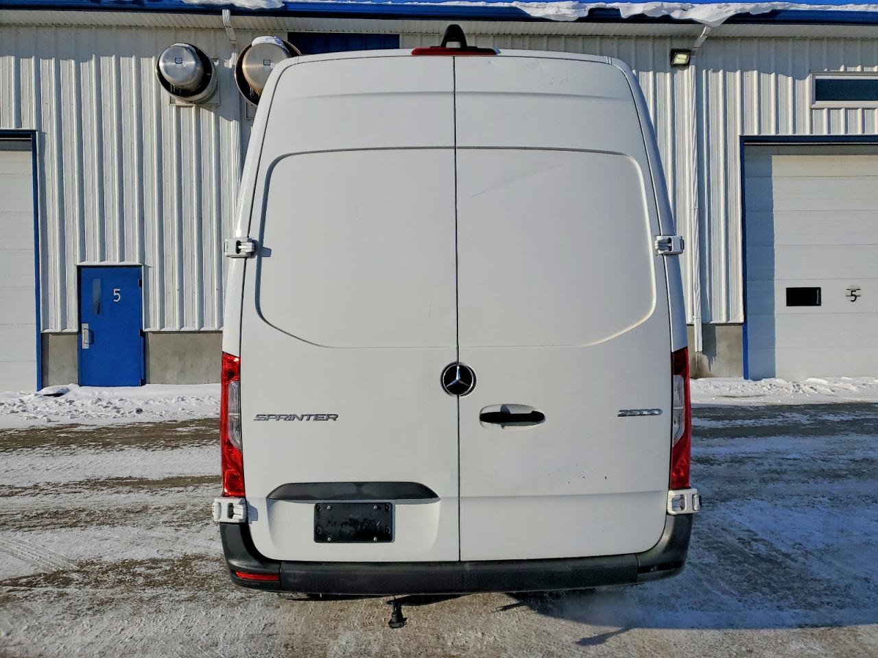 2023 Mercedes-Benz Sprinter 2500