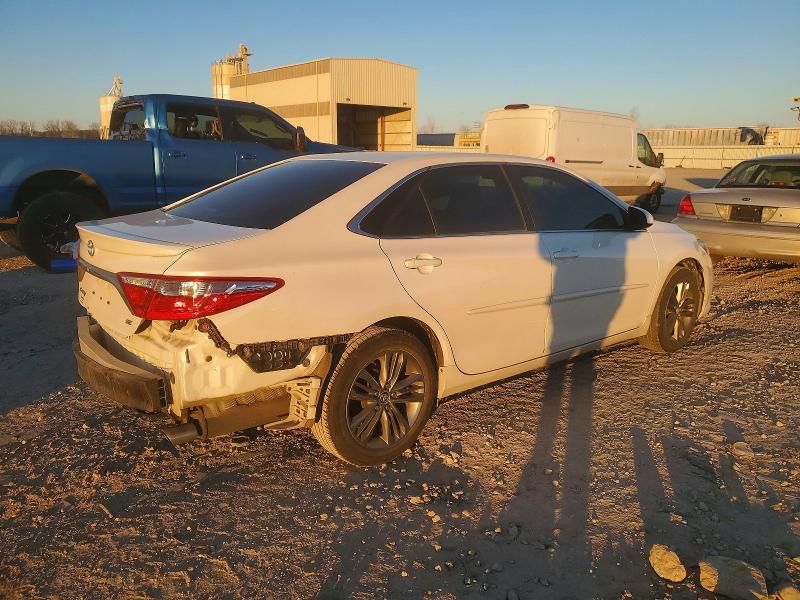 2017 Toyota Camry le