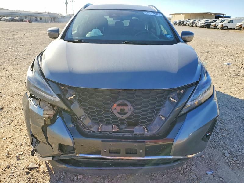 2023 Nissan Murano sv