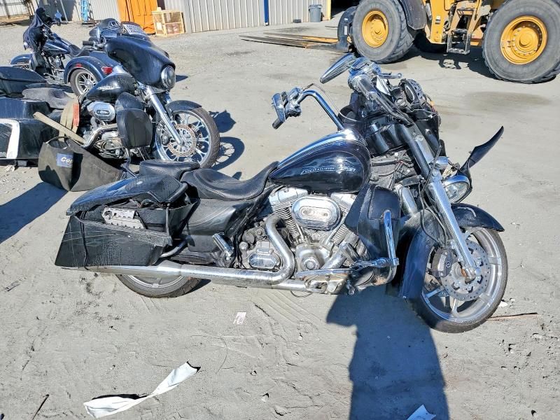 2012 Harley-Davidson FLHXSE3 CVO Street Glide