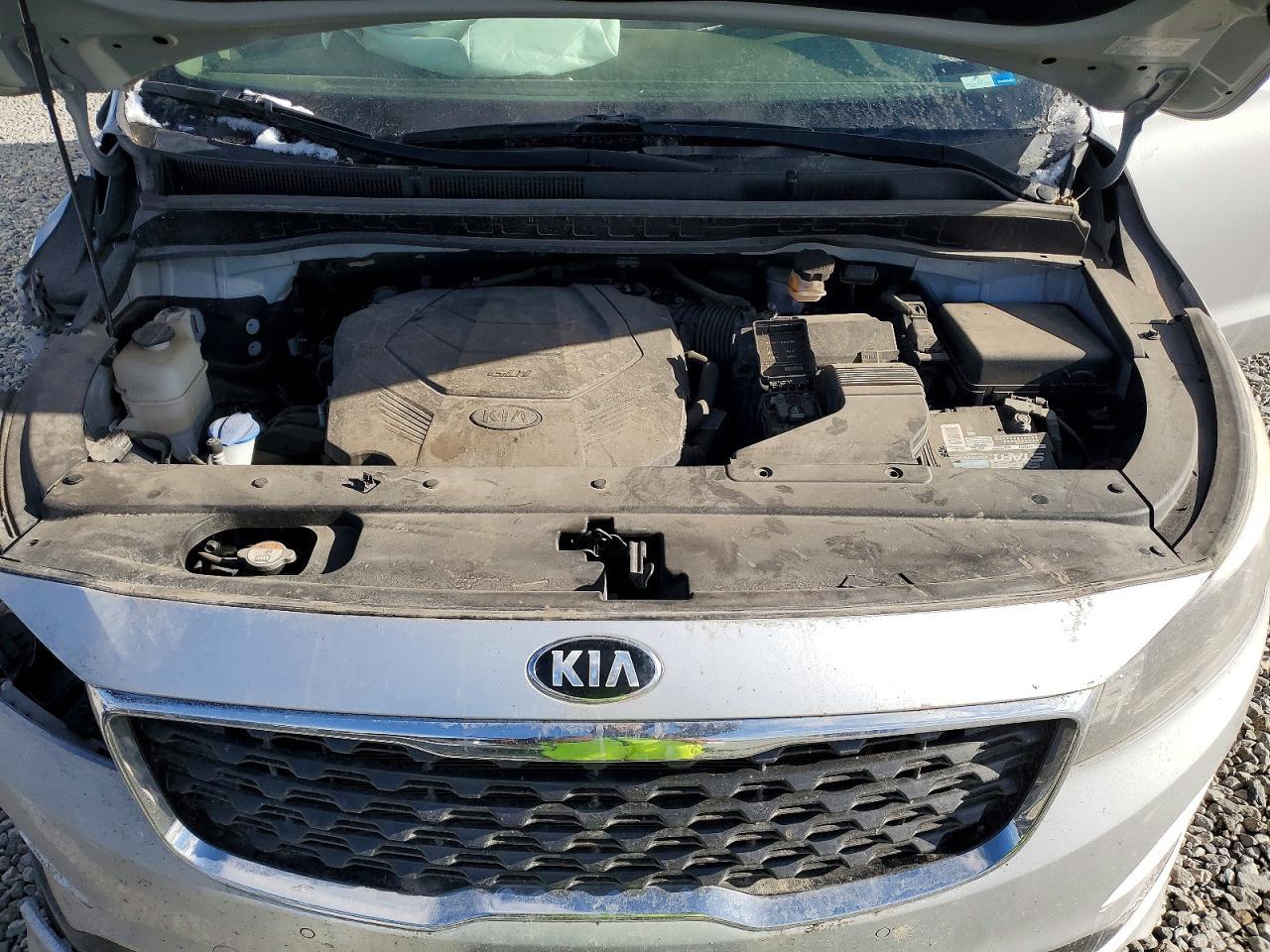 2019 KIA Sedona lx