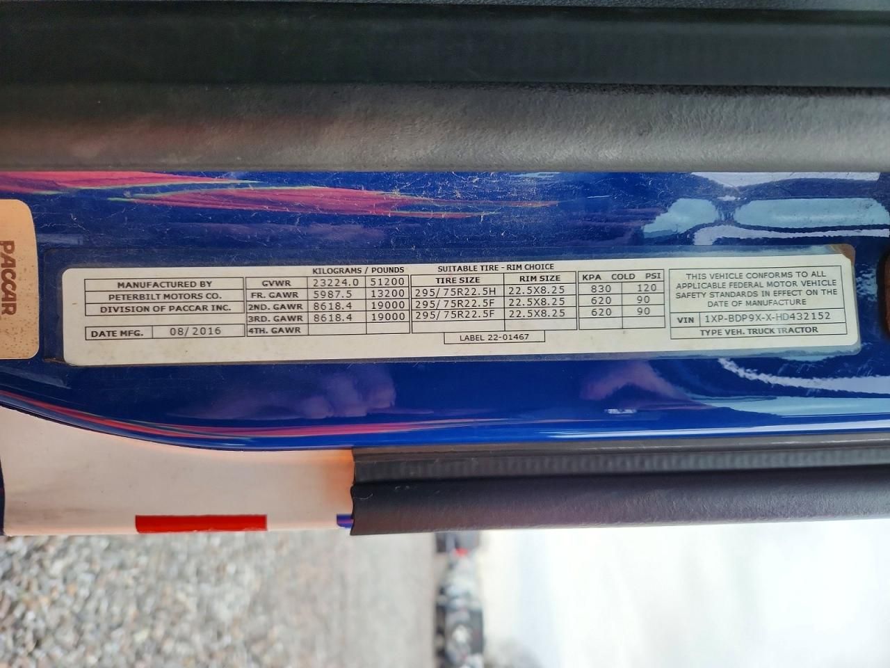 2017 Peterbilt Tractor 2017 Peterbilt 579 Semi Truck