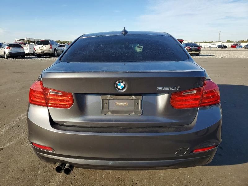 2013 BMW 328 i