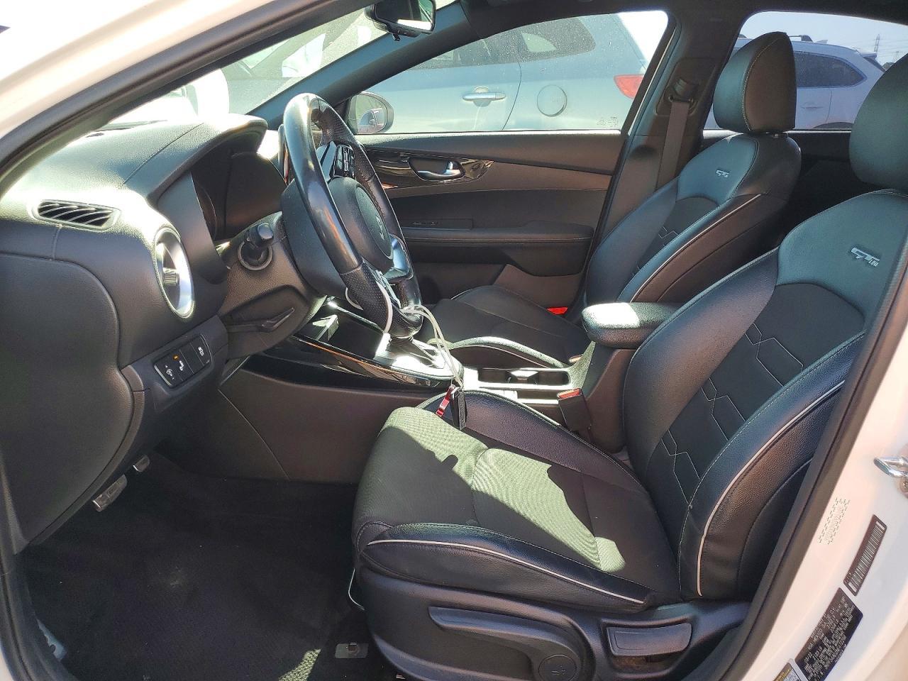 2022 KIA Forte gt Line