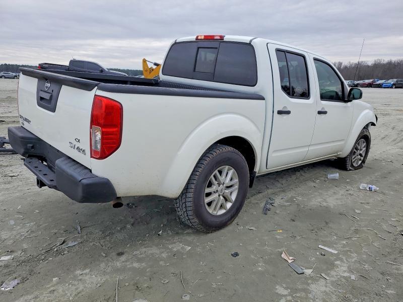 2016 Nissan Frontier s