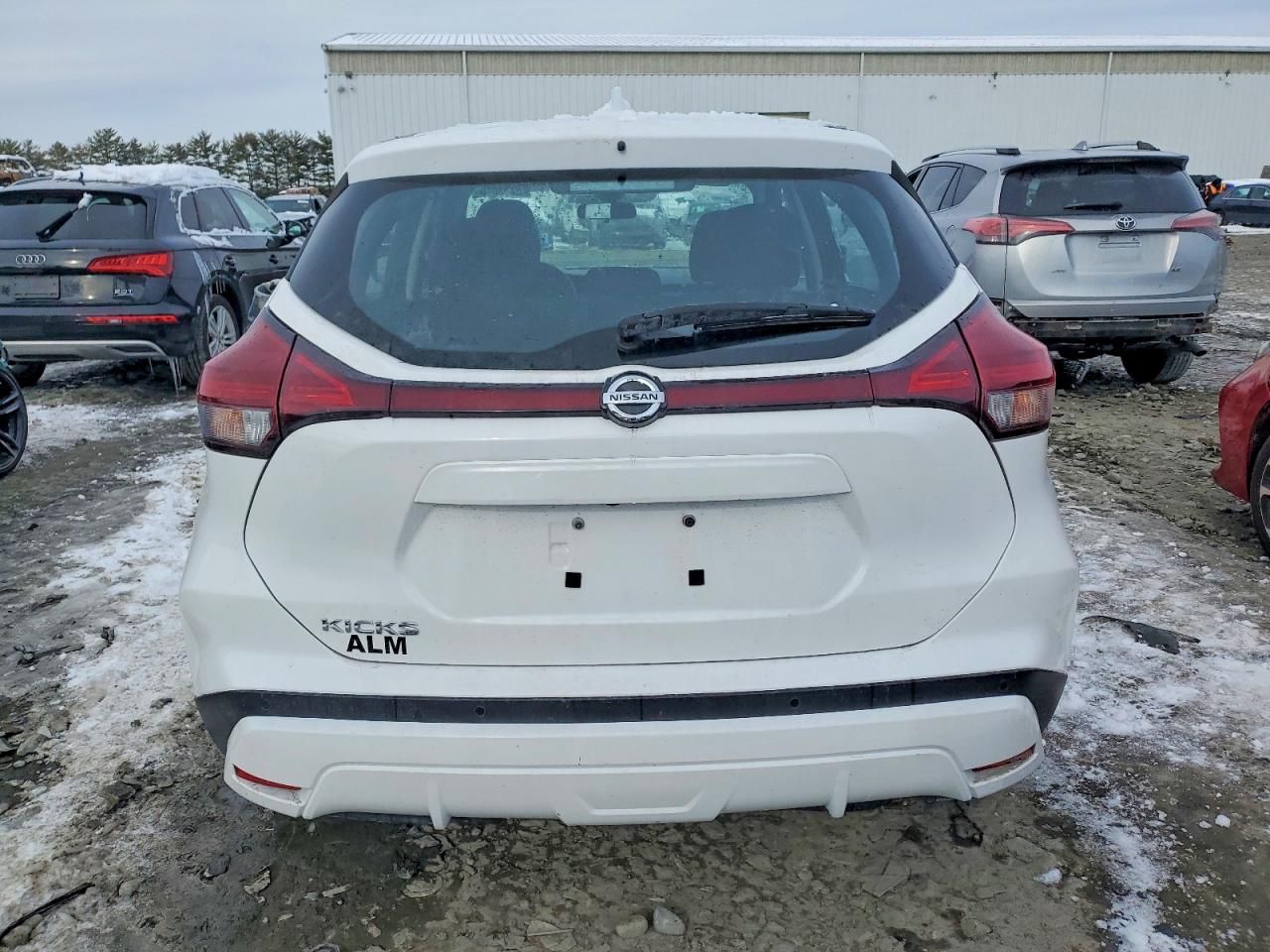2021 Nissan Kicks s