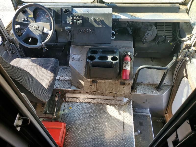 2020 Freightliner Chassis m Line Walk-in van