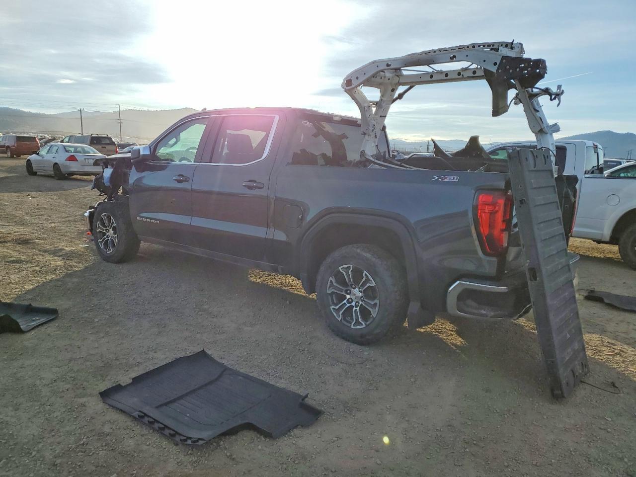 2020 GMC Sierra K1500 sle