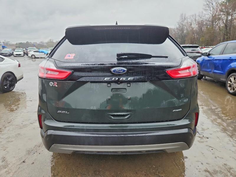 2022 Ford Edge sel