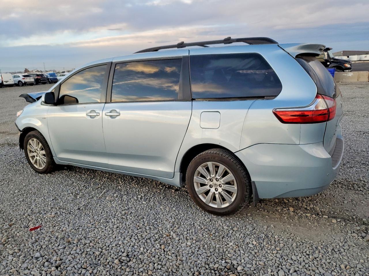 2017 Toyota Sienna xle