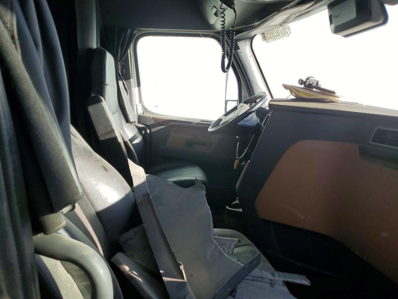 2021 Freigliner 2021 Freightliner Cascadia 126