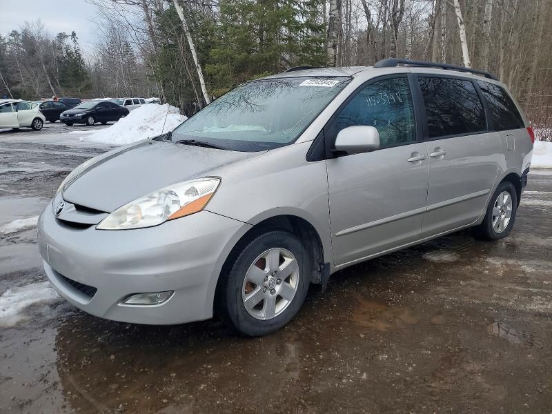 2009 Toyota Sienna ce