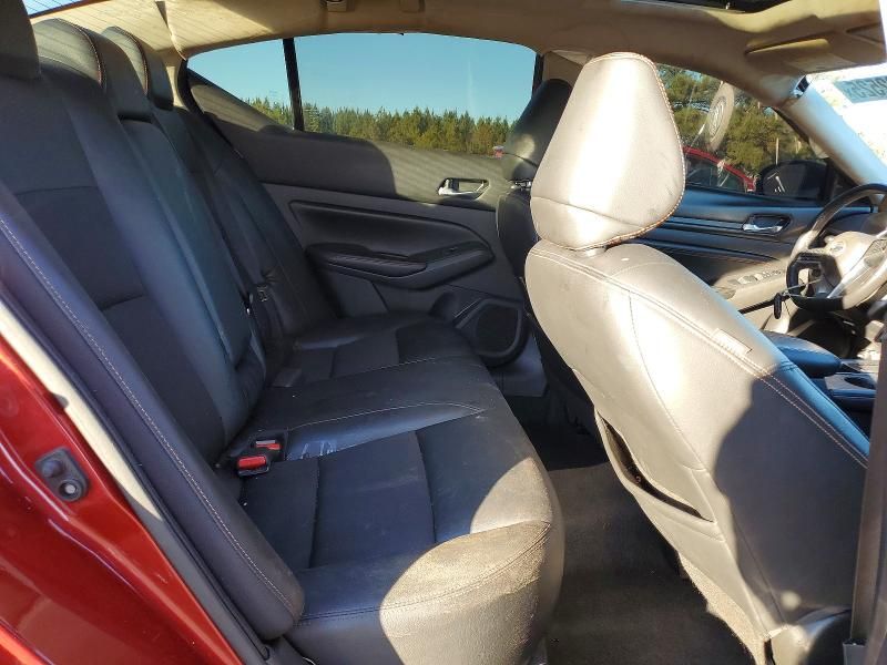 2021 Nissan Altima sr