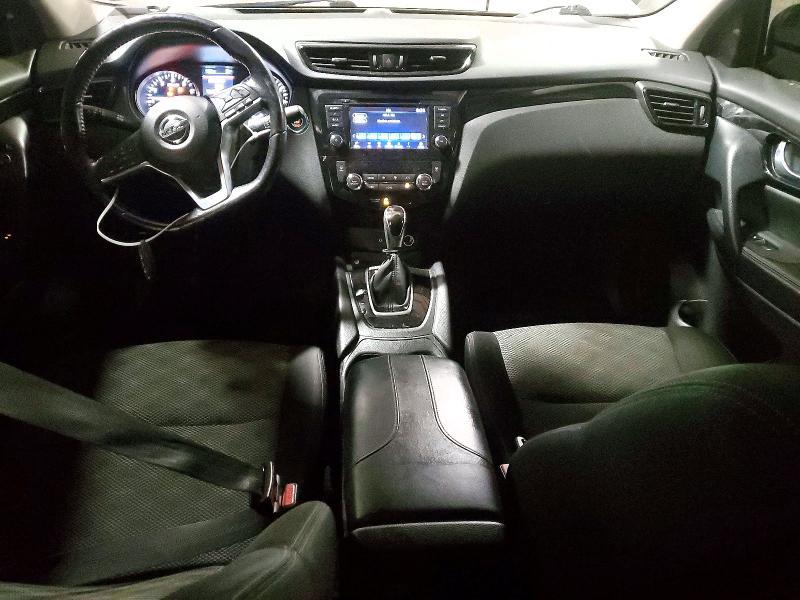 2022 Nissan Rogue Sport sv