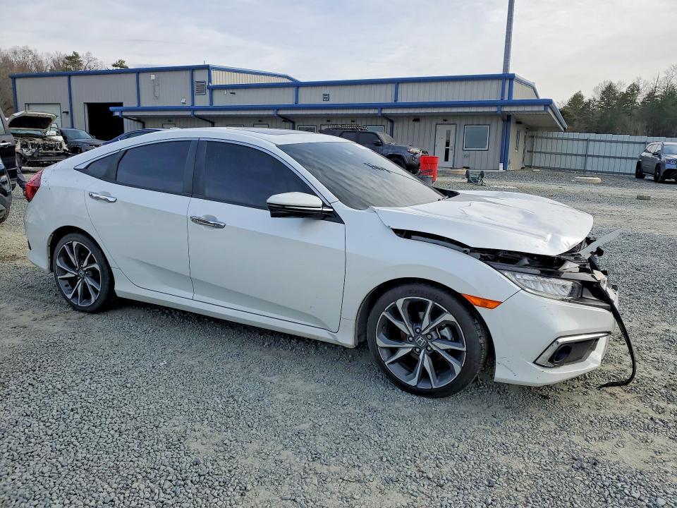 2019 Honda Civic Touring