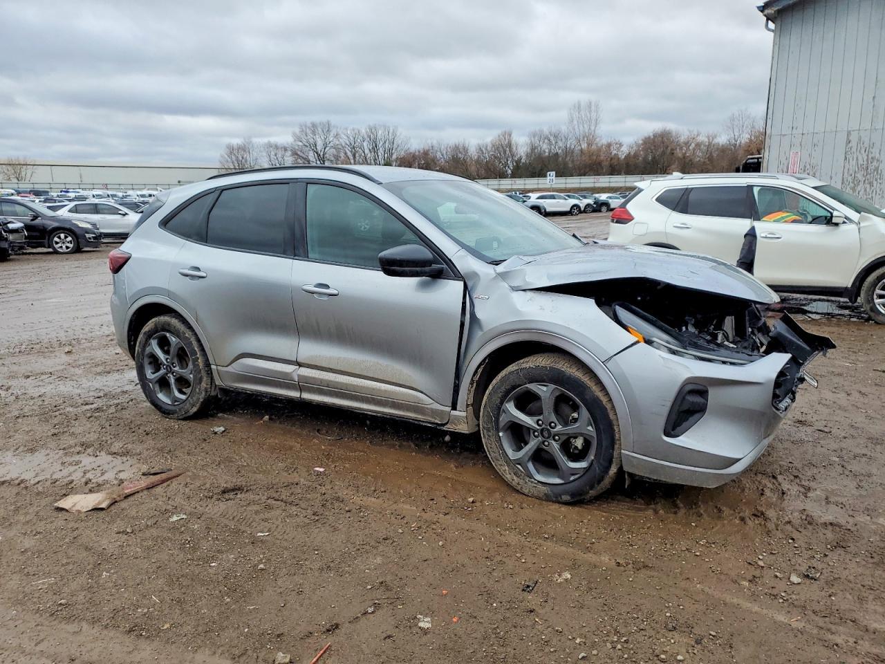 2024 Ford Escape st Line