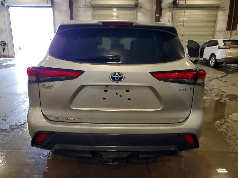2023 Toyota Highlander Hybrid xle