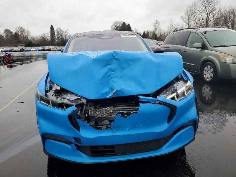 2024 Ford Mustang Mach-e Premium