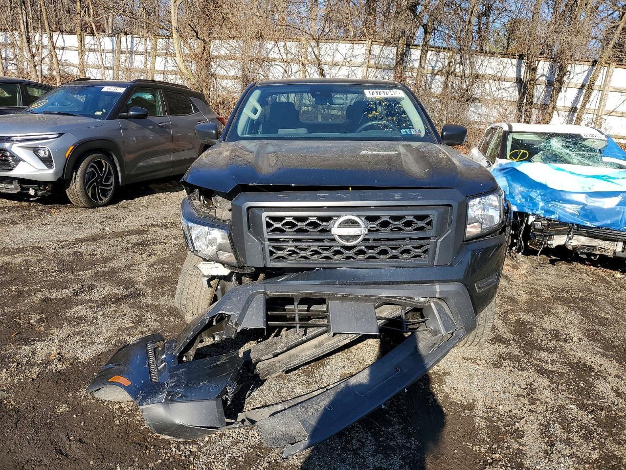 2024 Nissan Frontier S
