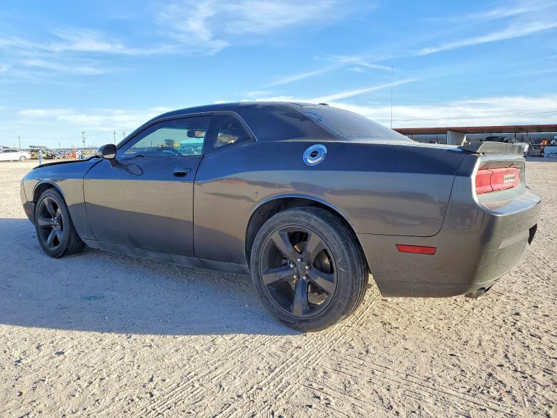 2014 Dodge Challenger sxt